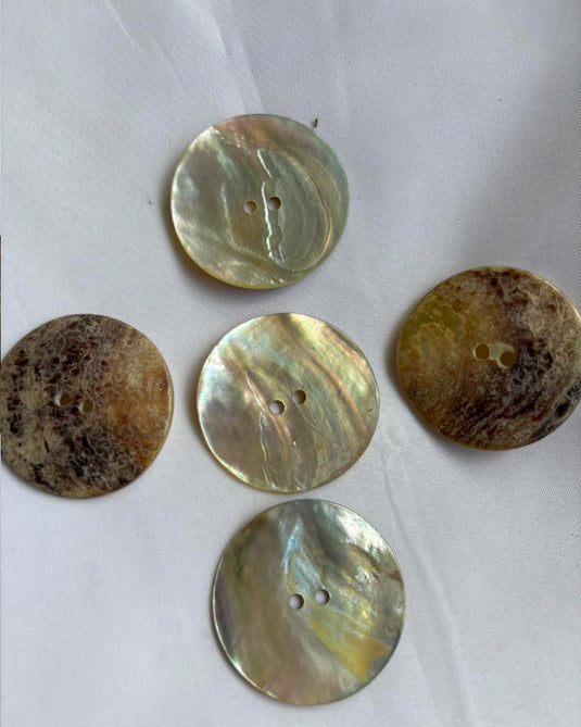 Akoya Shell 2-Hole Button 1.5"