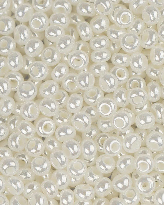 10/0 Czech Seed Beads Pearl Ceylon 22g