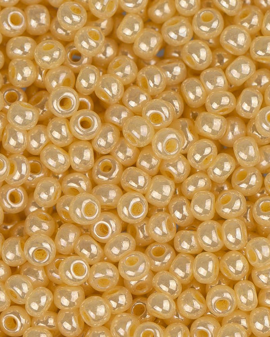 10/0 Czech Seed Beads Pearl Ivory 22g