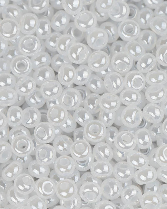 10/0 Czech Seed Beads Pearl White 22g